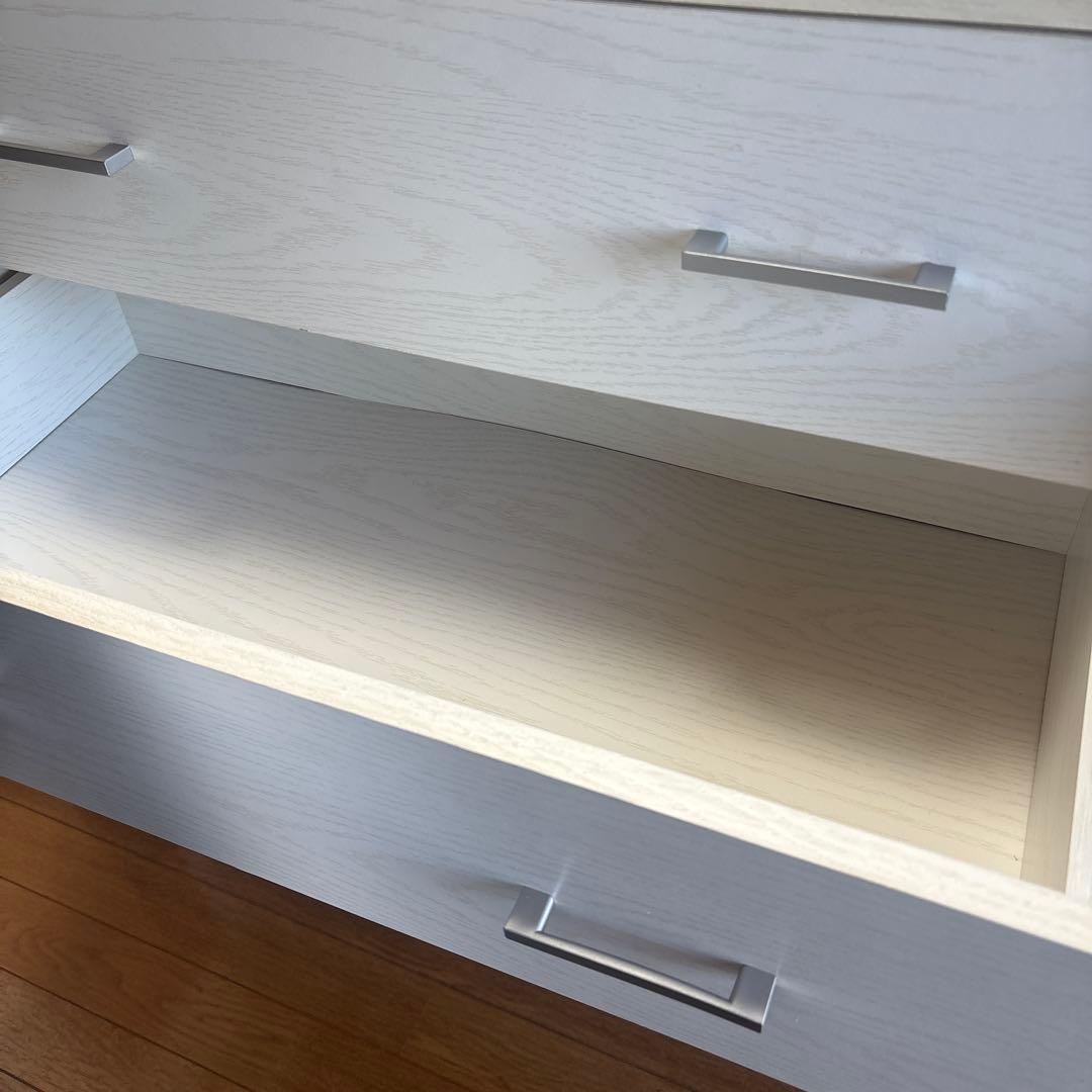 ニトリ　ホワイト 木製 チェスト 4段