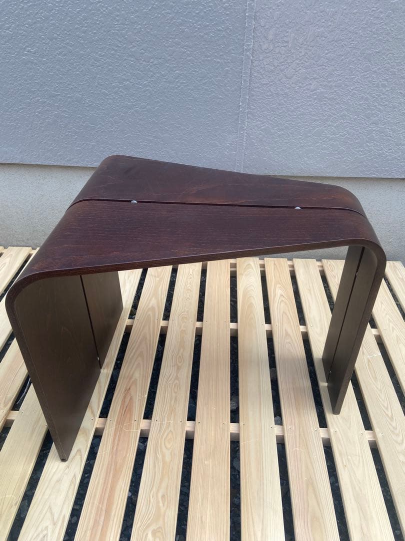 hjellegjerde イエリアーダ「フィヨルド」 花 北欧 ノルウェー棚