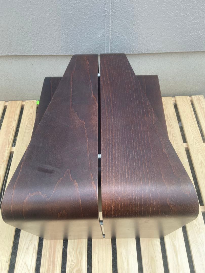 hjellegjerde イエリアーダ「フィヨルド」 花 北欧 ノルウェー棚