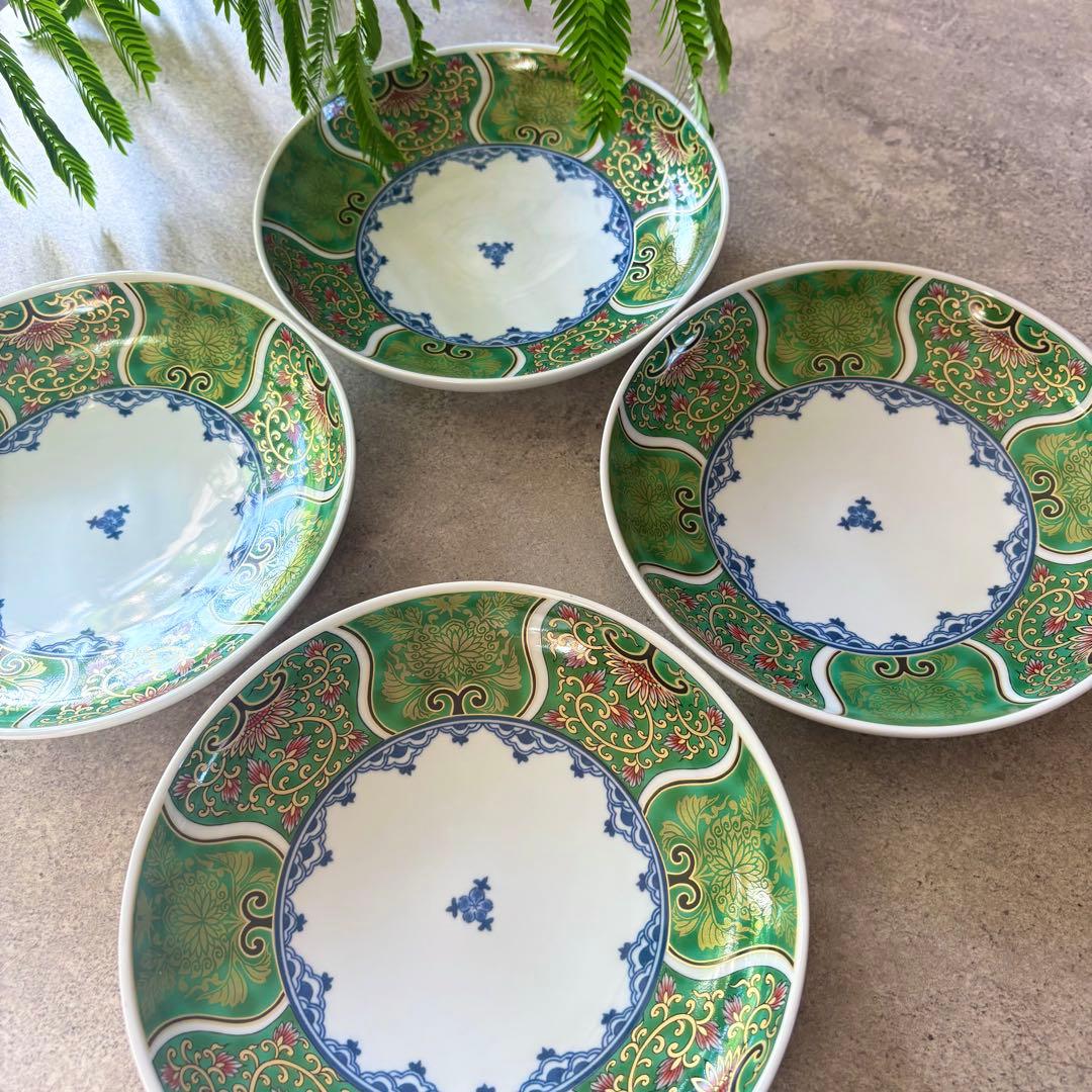 献上古伊万里　大皿　４枚　緑　グリーン　金彩　多用皿　19.5cm プレートL