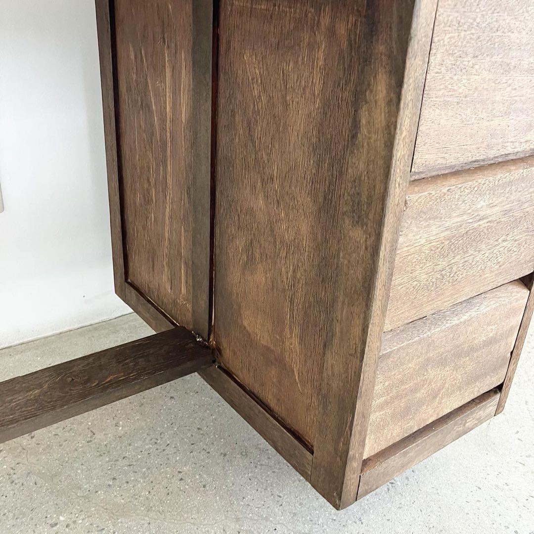 レトロな片袖机