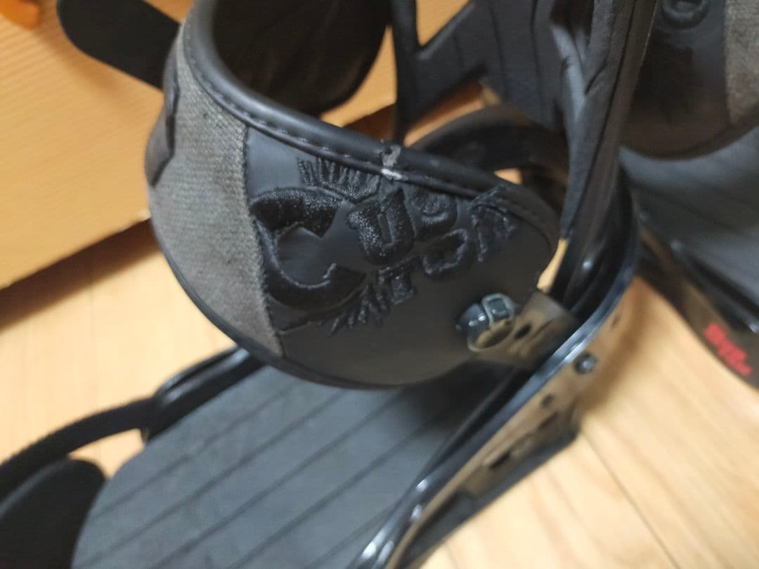 Burton CustomスノボRe:flexビンディング サイズM 4x4対応