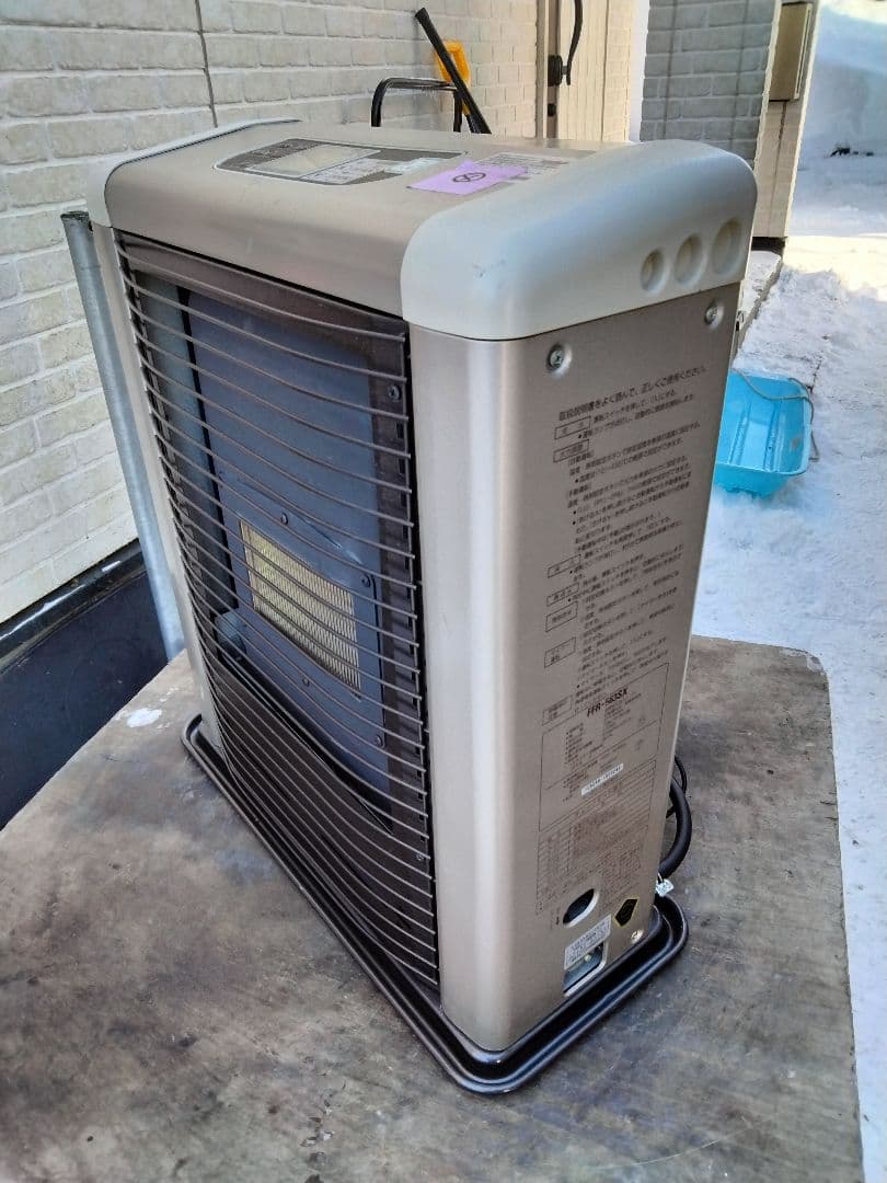 サンポットFF石油ストーブゼータス！品番「FFR‐563SX」2017年式中古品