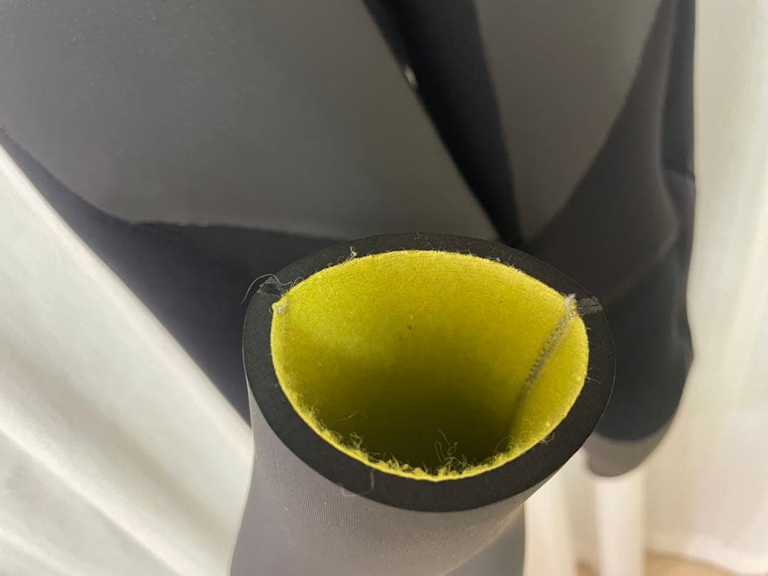 オニール　スーパーフリーク ウィメンズ ウエットスーツ バックジップ 5x3mm