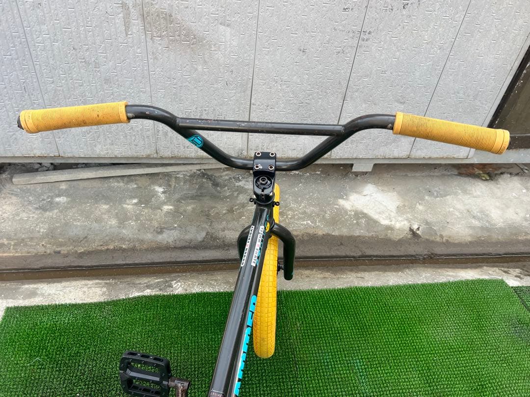 GT BIKES BMX 20インチ