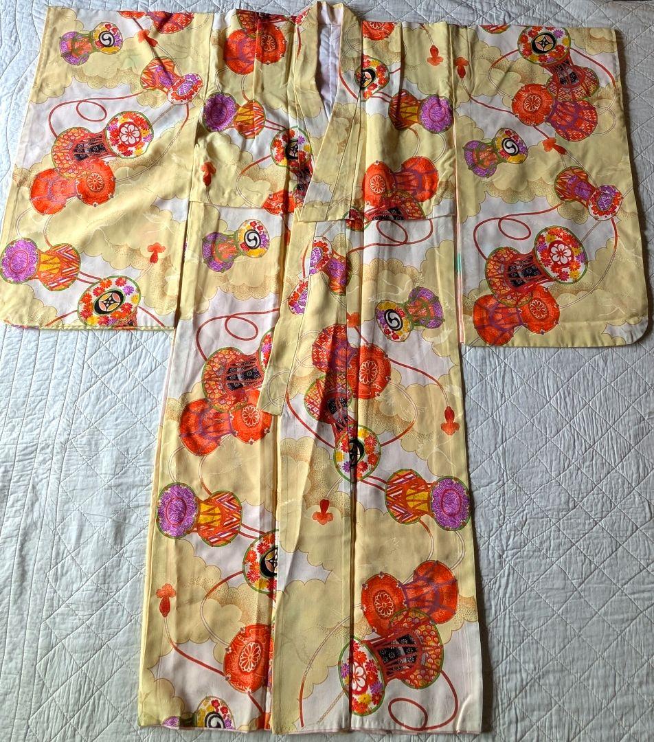 正絹アンティーク着物【オフホワイト×レモンイエロー堤柄】七五三７歳セット
