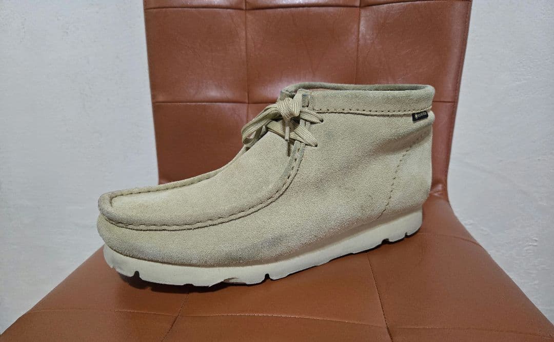 クラークス ビームス別注 コラボ ワラビー ゴアテックス 防水スエード