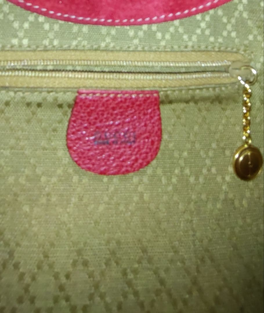 GUCCIバンブーミニリュック　スエード