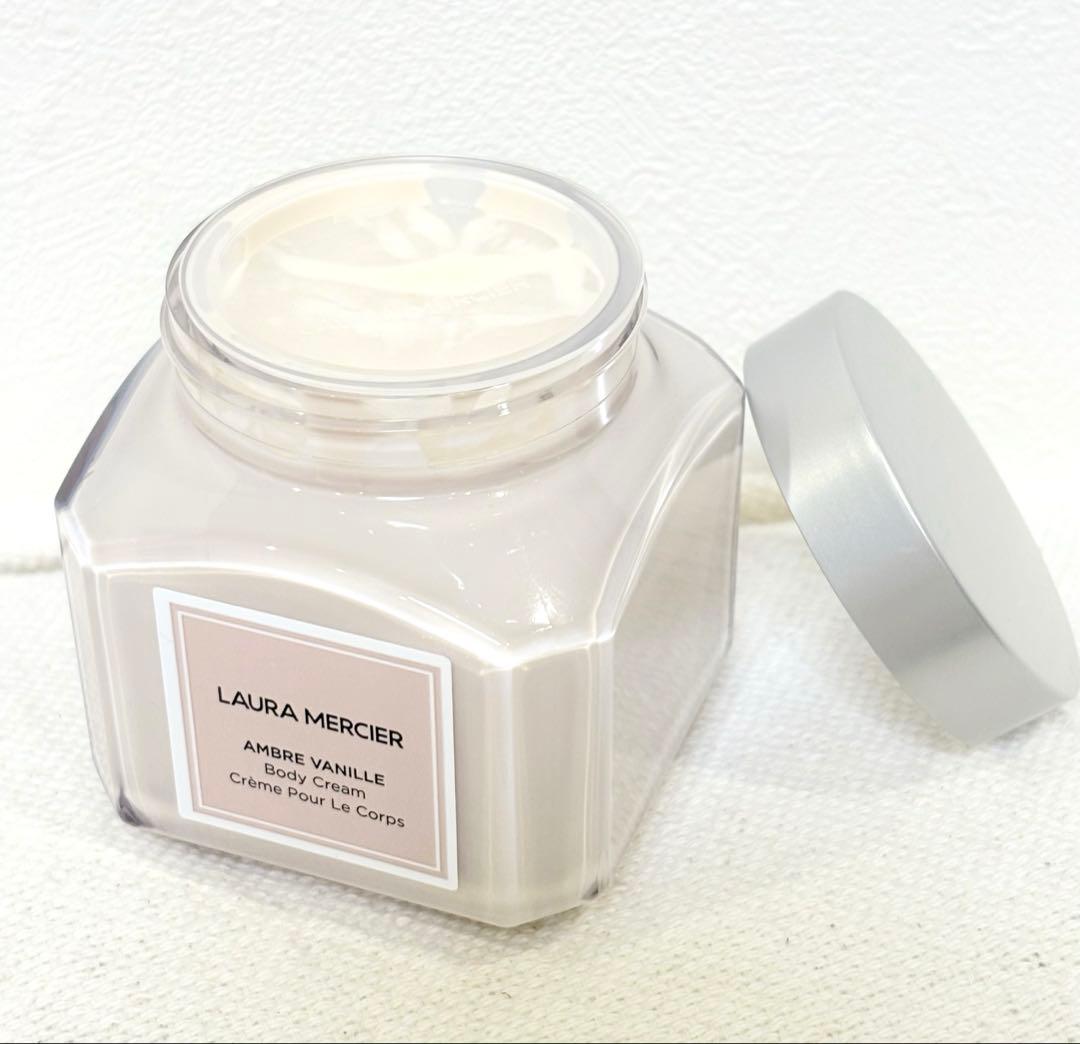 【生産終了】ローラメルシエ アンバーバニラ ボディクリーム　新品未開封