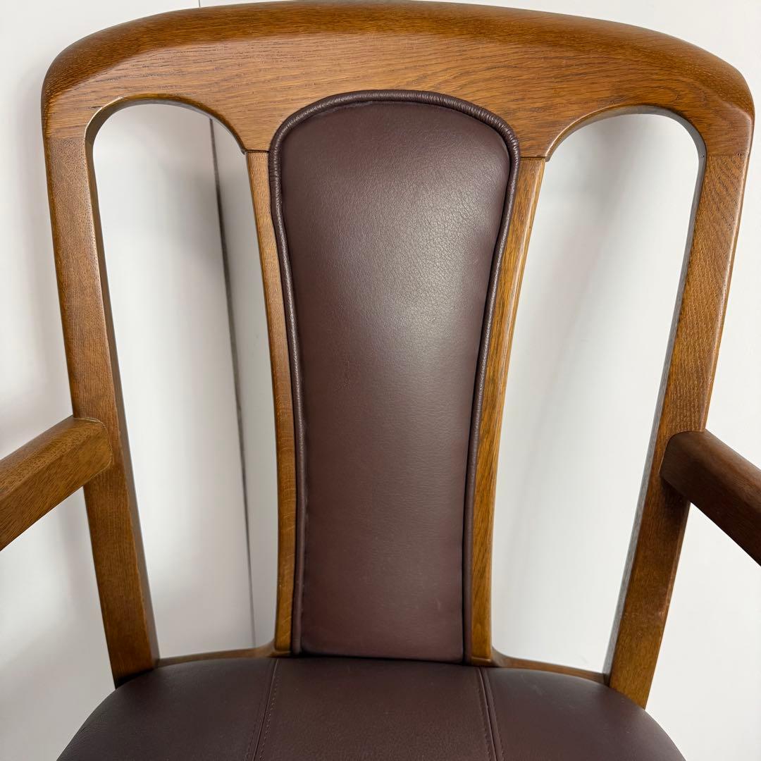 良品　karimoku ダイニングチェア アーム付き　肘掛け