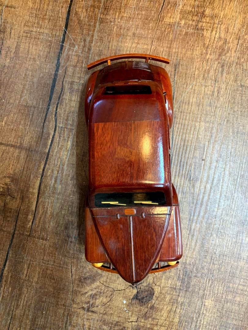 置物 WOODEN CAR