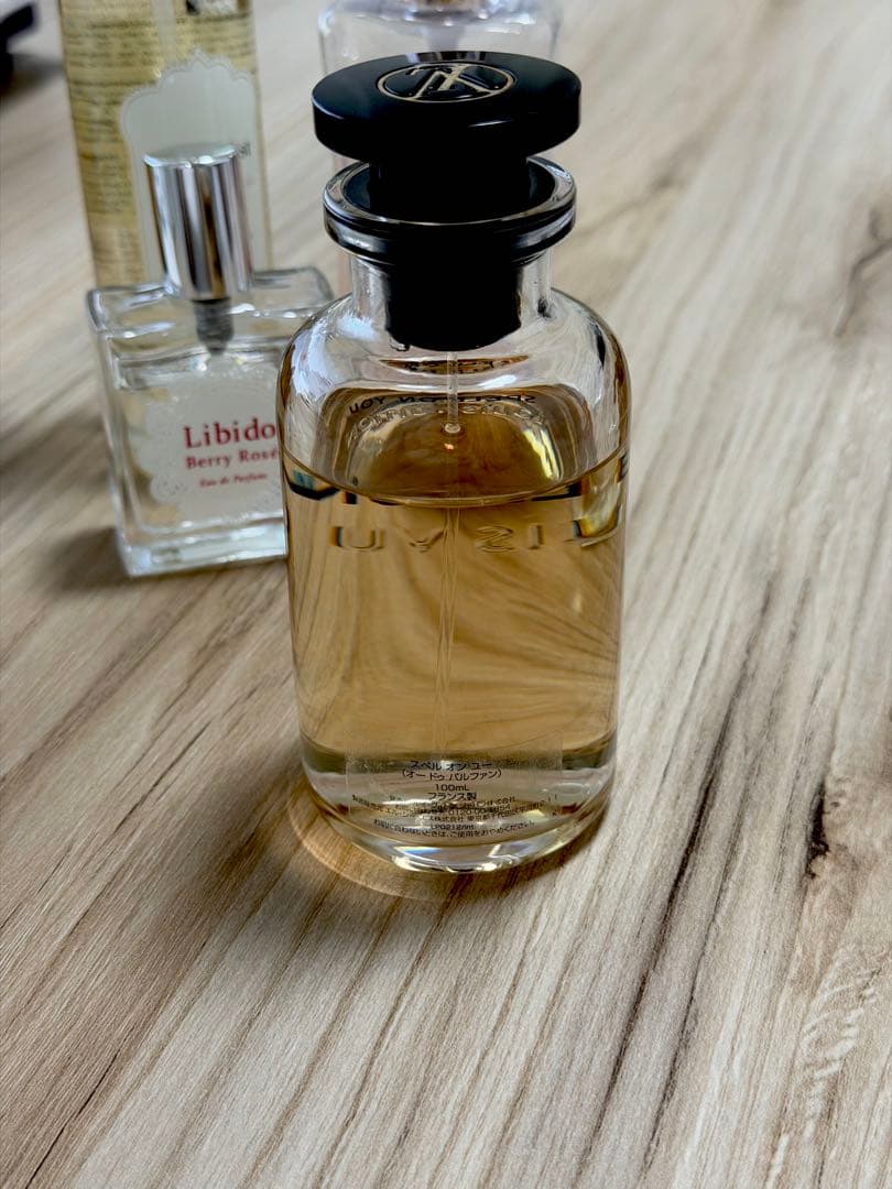 LOUIS VUITTON 香水　SPELL ON YOU