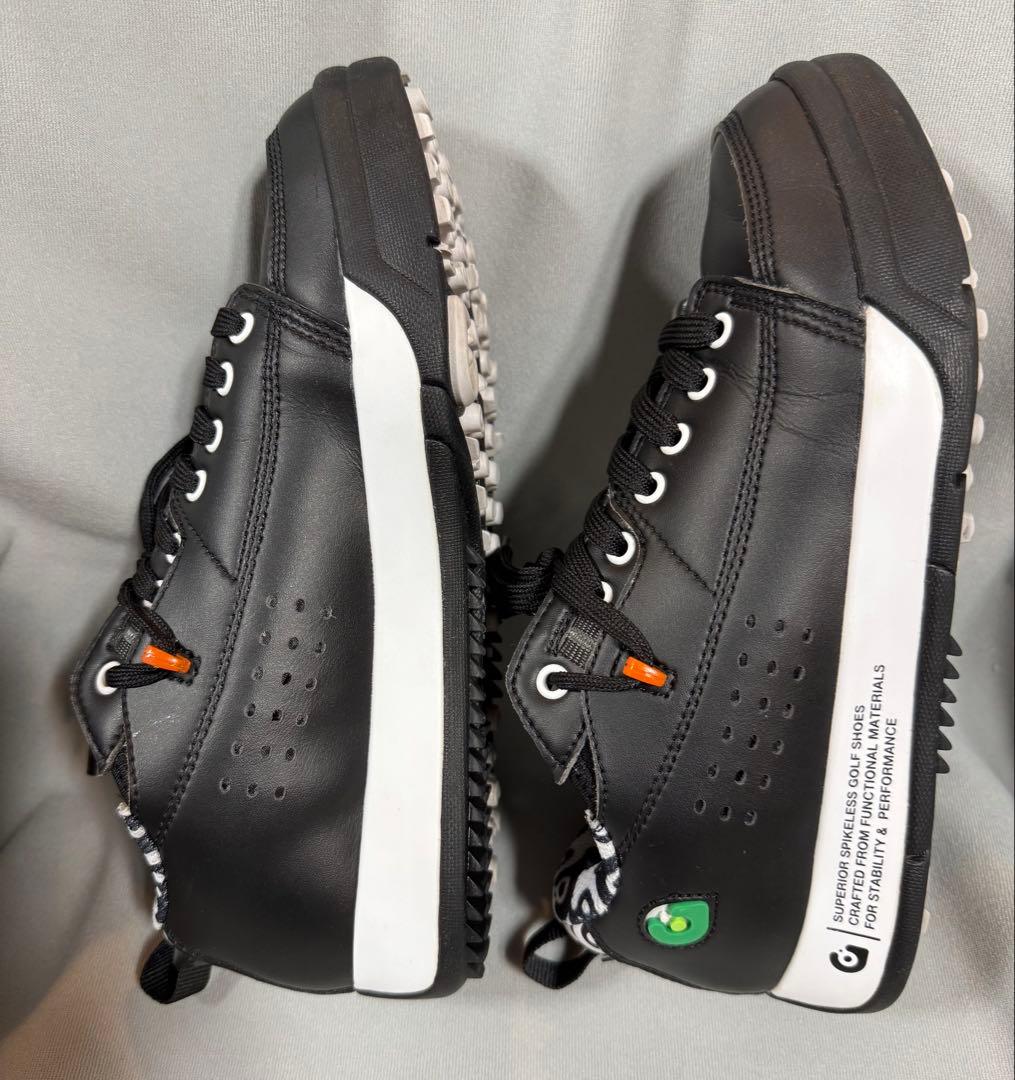 美品 gravis ゴルフ シューズ & マークアンドロナ グローブ 左右セット