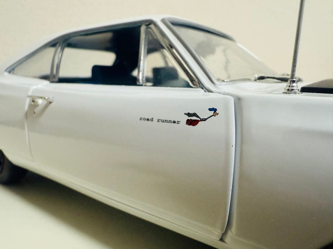 '69 Plymouthプリムス RoadRunnerロードランナー 1/18