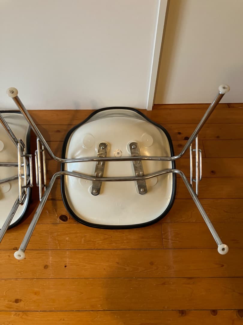 EAMS Sideshell Stacking Base イームズチェア 3脚