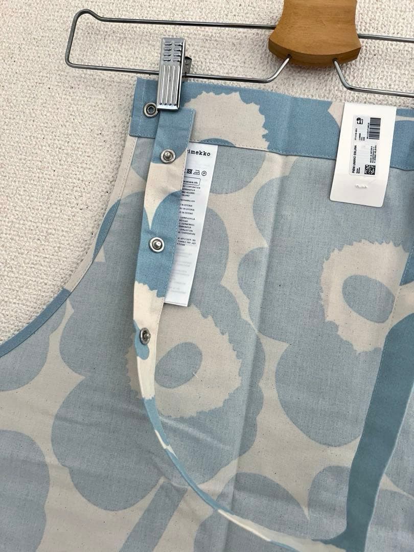 ☆新品未使用☆マリメッコ　marimekko エプロン　ウニッコ　ラスト１点