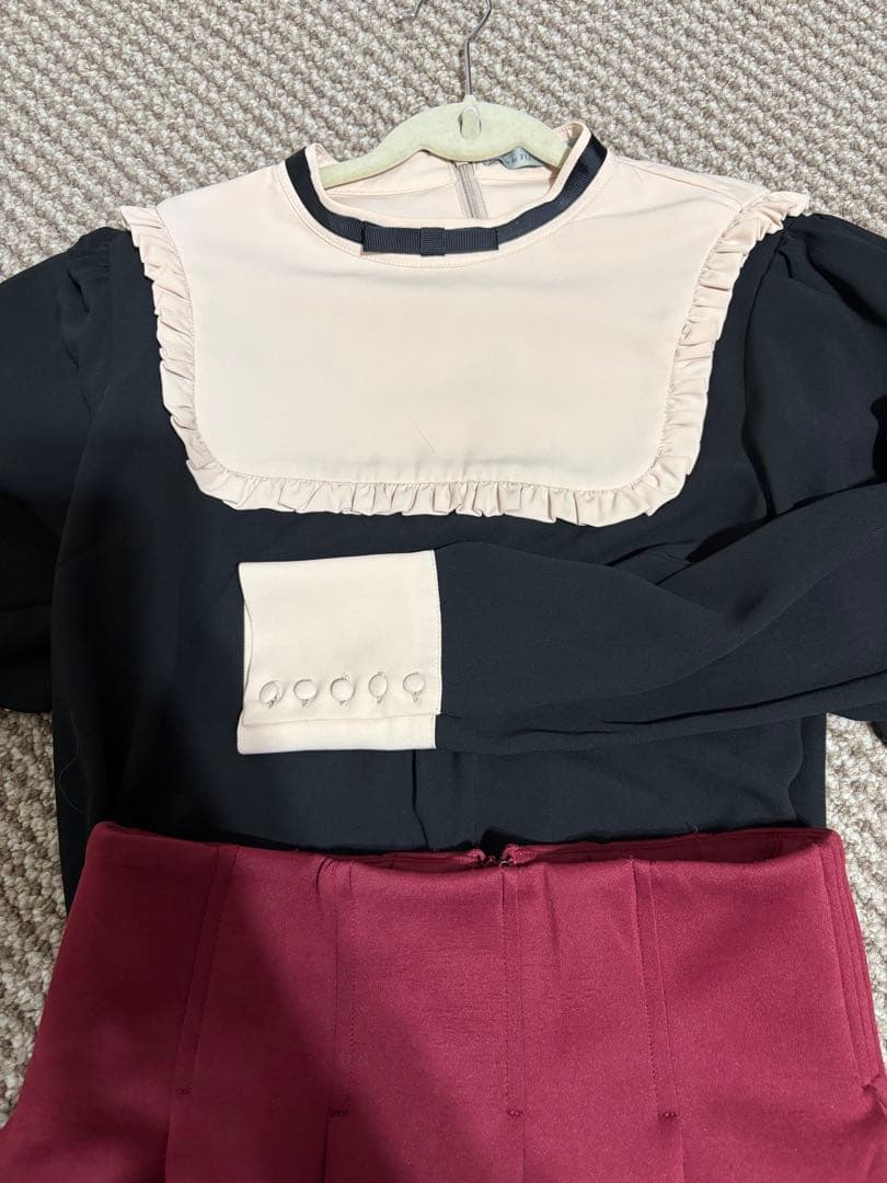 canone シスター気取るフリルブラウス&しゃんと歩けるボリュームスカート