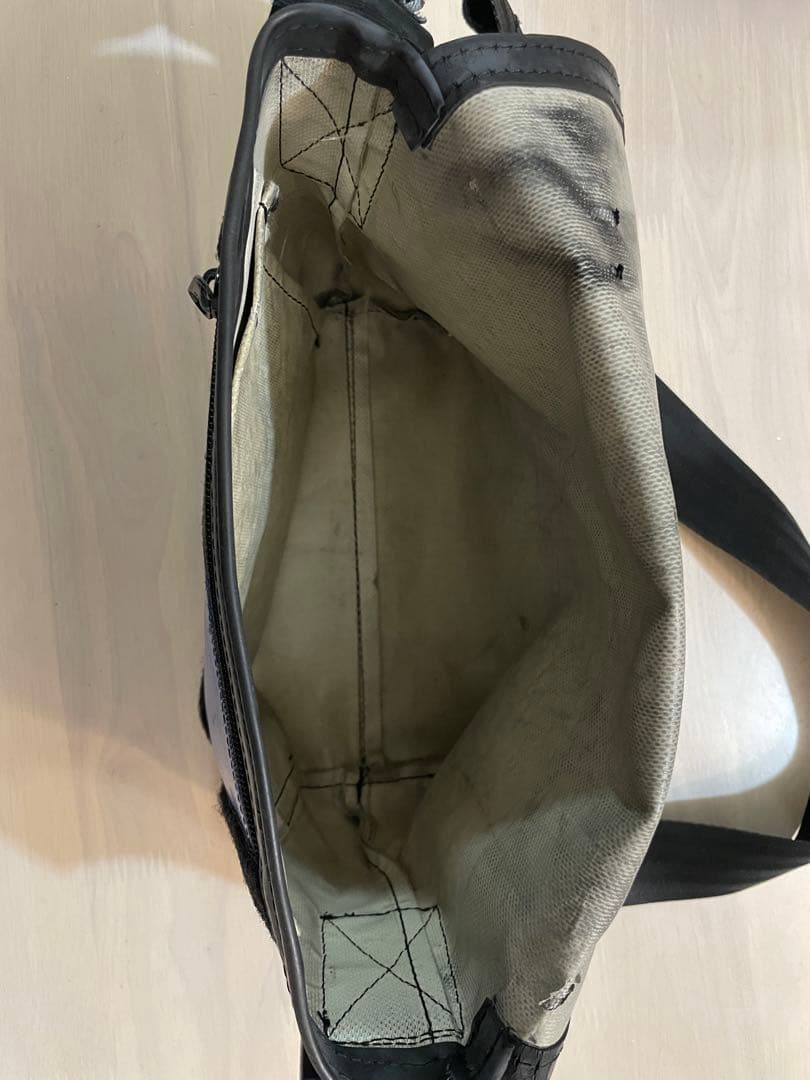 FREITAG メッセンジャーバッグ グレー 赤