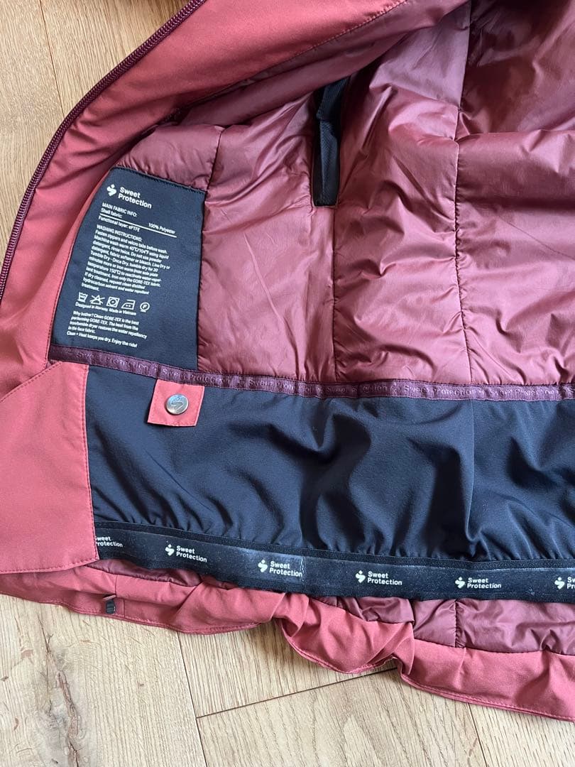 Sweet Protection スキー、スノーボードウェア