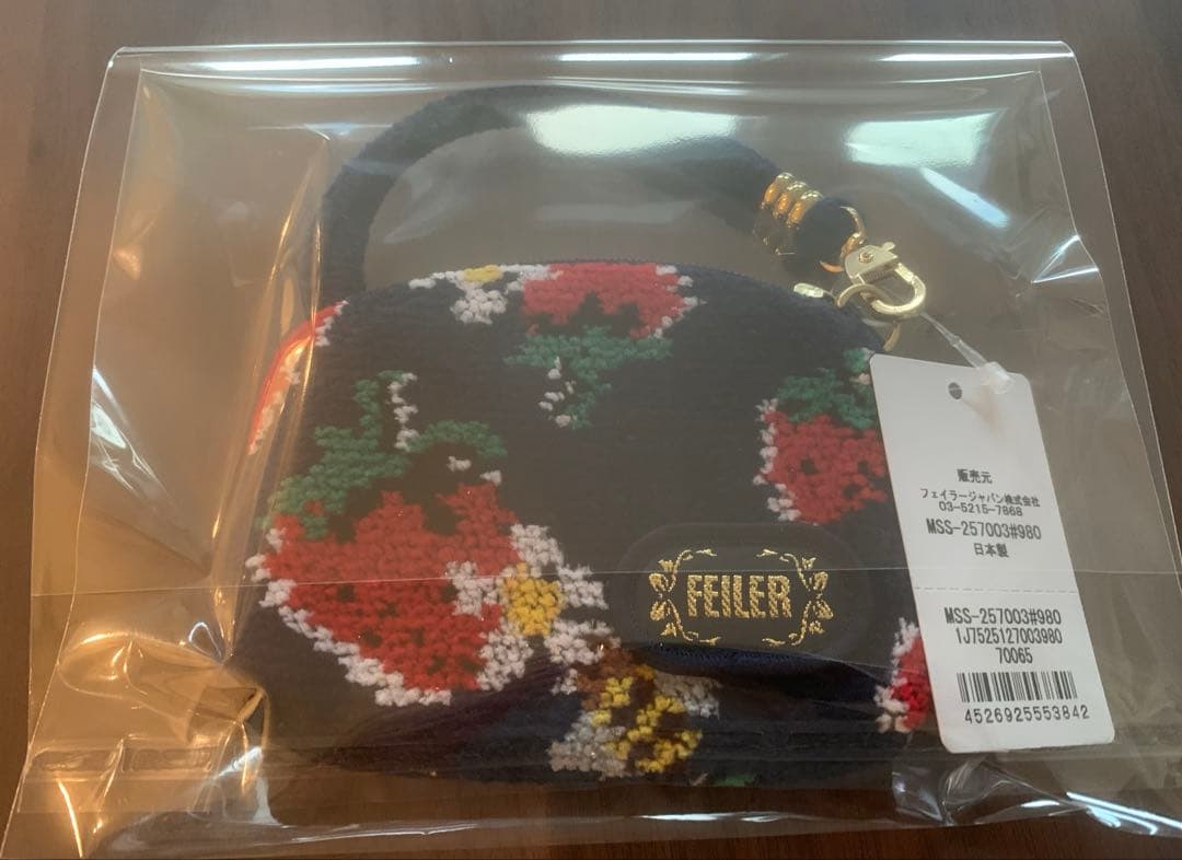 フェイラー ミュベール ストロベリーセレナーデ サイドポーチ 銀座店