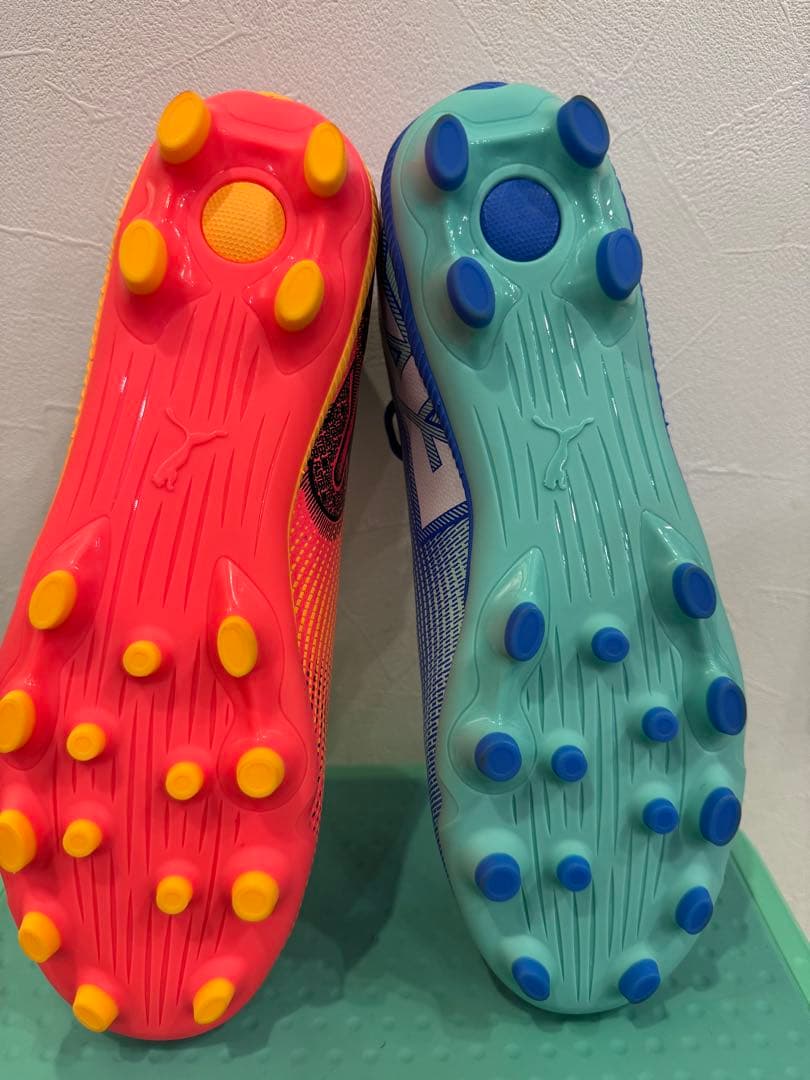 PUMA サッカーシューズ 青/ピンク