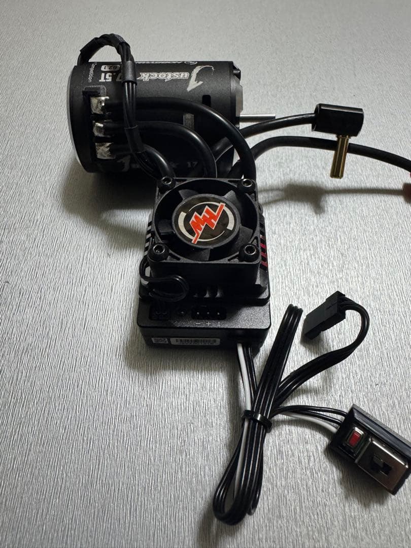 POWER HG S15サーボ、ホビーウイング　ジャストック17.5Tコンボ