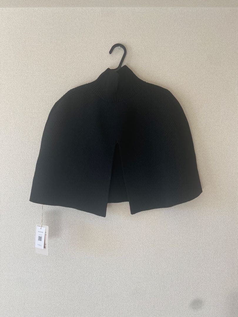 LE PHILルフィル　新品タグ付き　ケープ