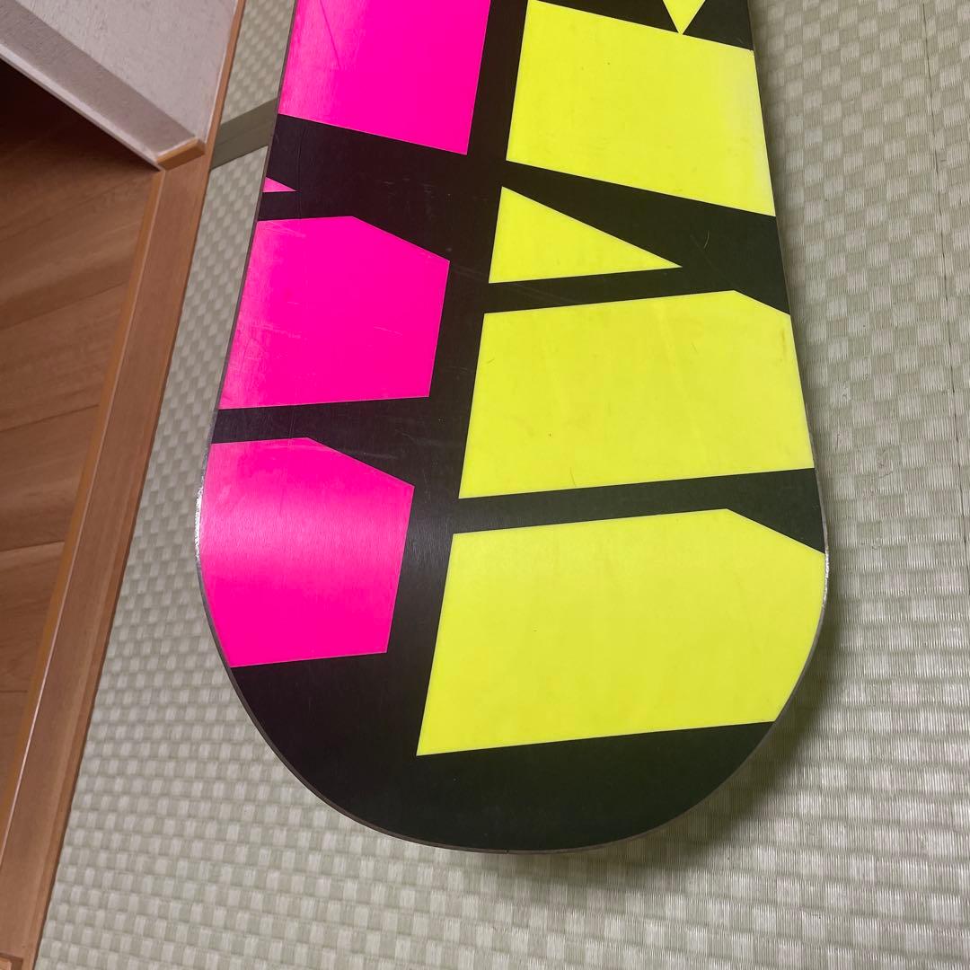 K2 ケーツー　WWW ワールドワイドウェポン　Indy スノーボード　板