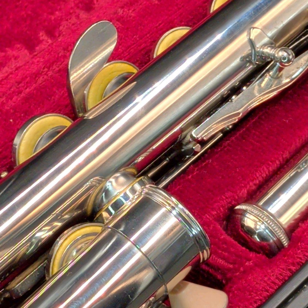 フルート　調整済美品　ヤマハ　YFL211（Eメカ仕様）