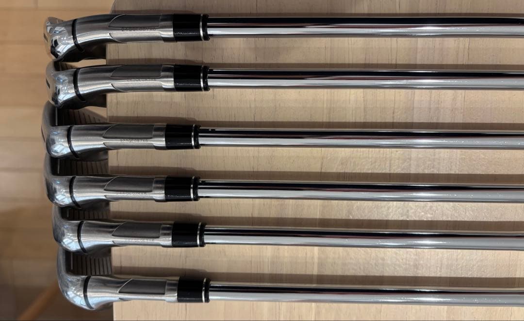 TaylorMade sim2max アイアンセット 6本　AW付き