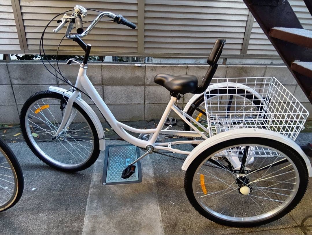 HOTGEAR.JP 24インチ三輪車 ホワイト