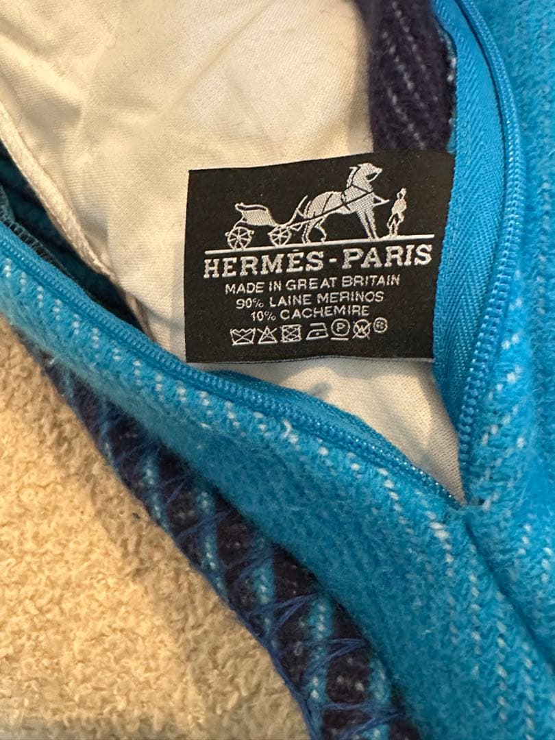 ⭐️【全国送料無料】　定価13万　HERMES エルメス　クッション　Hリヴィエラ