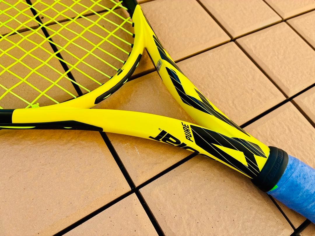 程度良好バボラBabolat 2019 ピュアアエロ PURE AERO Ｇ３