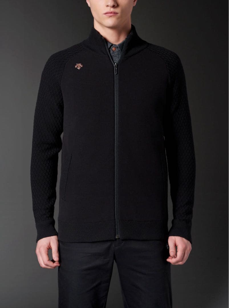 極美品 DESCENTE GOLF スマートパディング ニットジャケット L