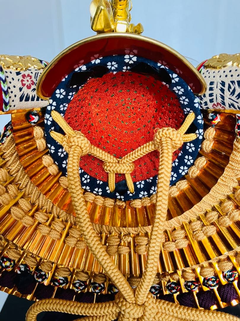 美品】五月人形 12号 平安武久作 兜飾り 金 ゴールド - メルカリ