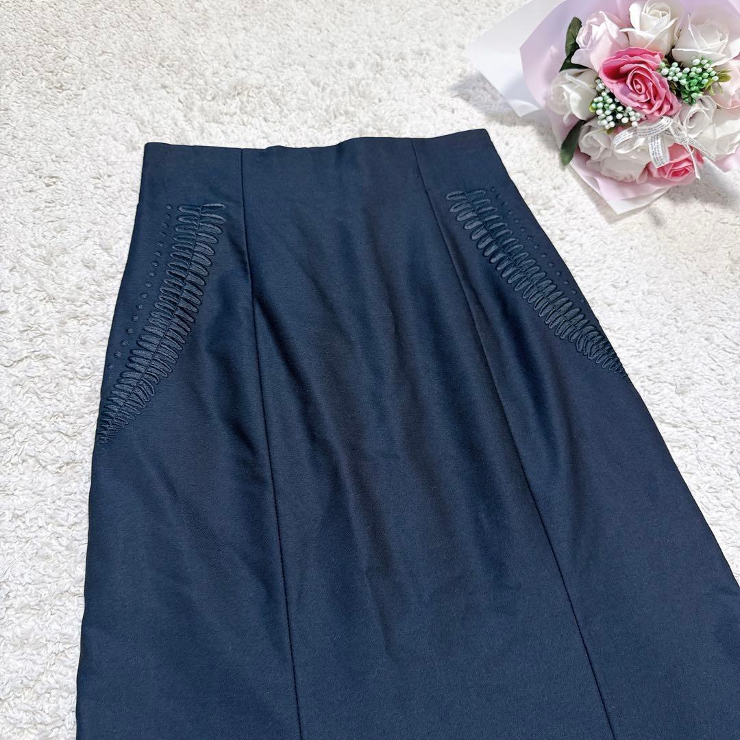 【イコノロジーICONOLOGY】シルクウール　花を着るマーメイドロングスカート