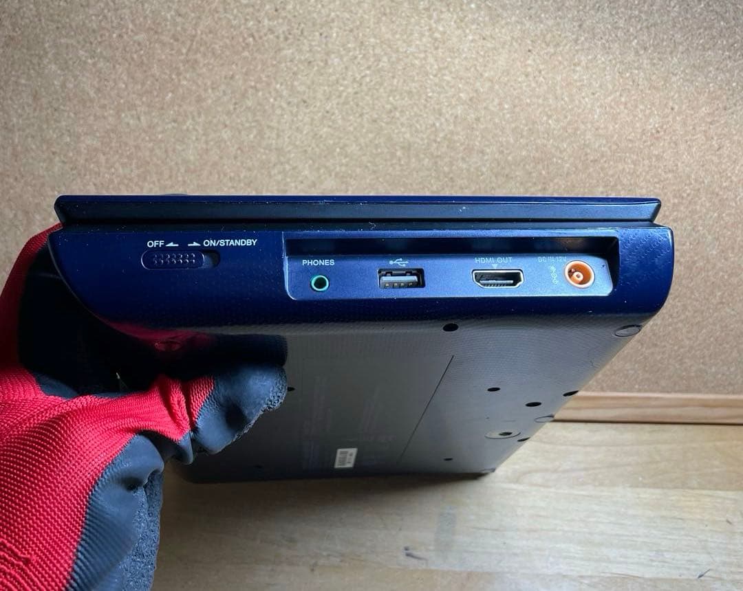 SONY 9インチ ポータブルDVD・BD・Blu-ray・ブルーレイプレーヤー