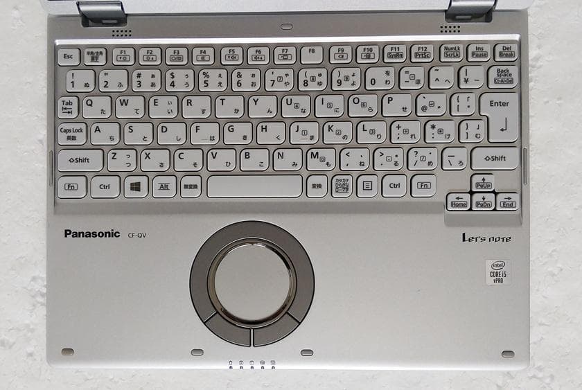 LTE対応 メモリ16GB 薄型タッチパネル CF-QV9