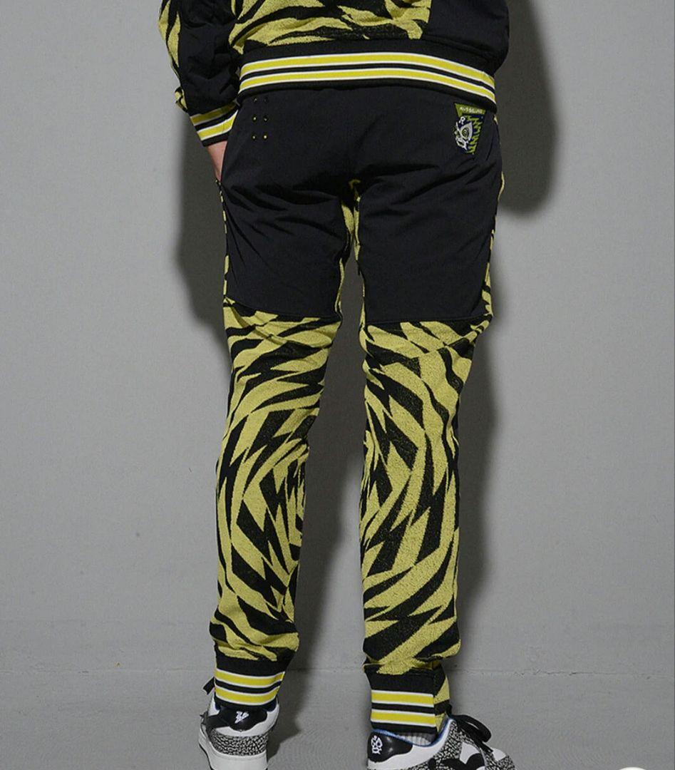 新品 5サイズ 定価46,200円 パンツ ラッセルノ russeluno