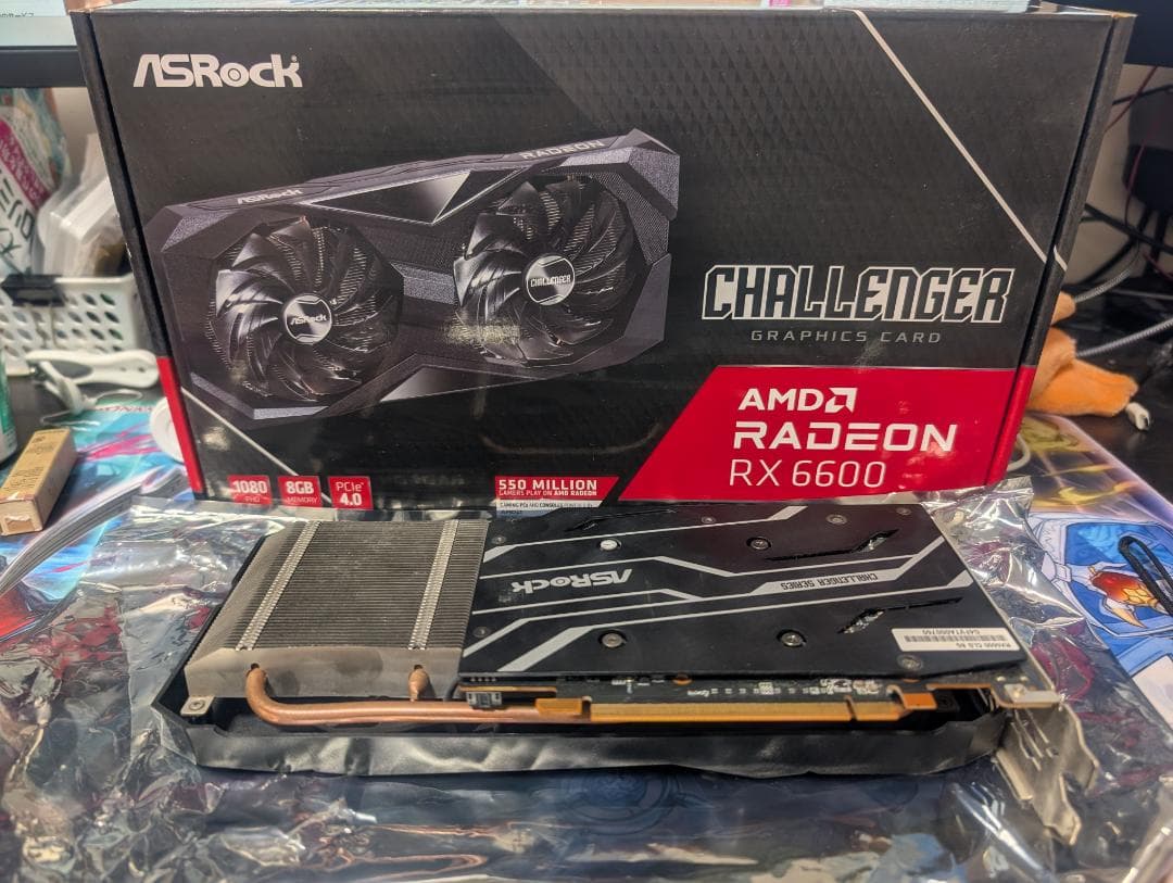 ASRock Radeon RX 6600 Challenger 本体+箱