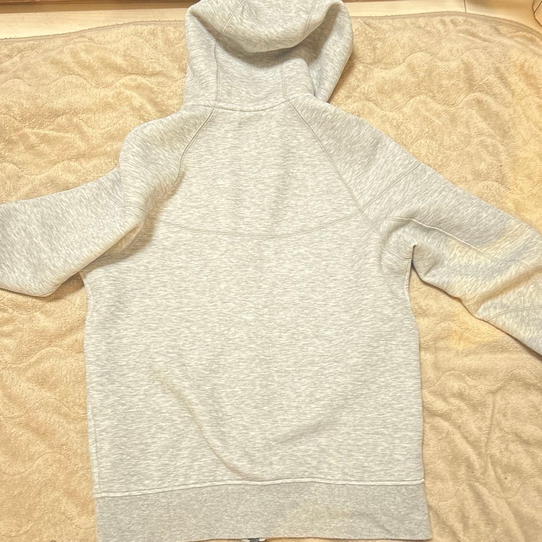 Nike グレー テックフリース　赤タグsサイズ　確実正規品