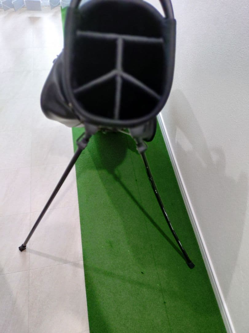 ★新作★マスターバニーエディション　ゴルフ　キャディバッグ 訳あり品スタンド式