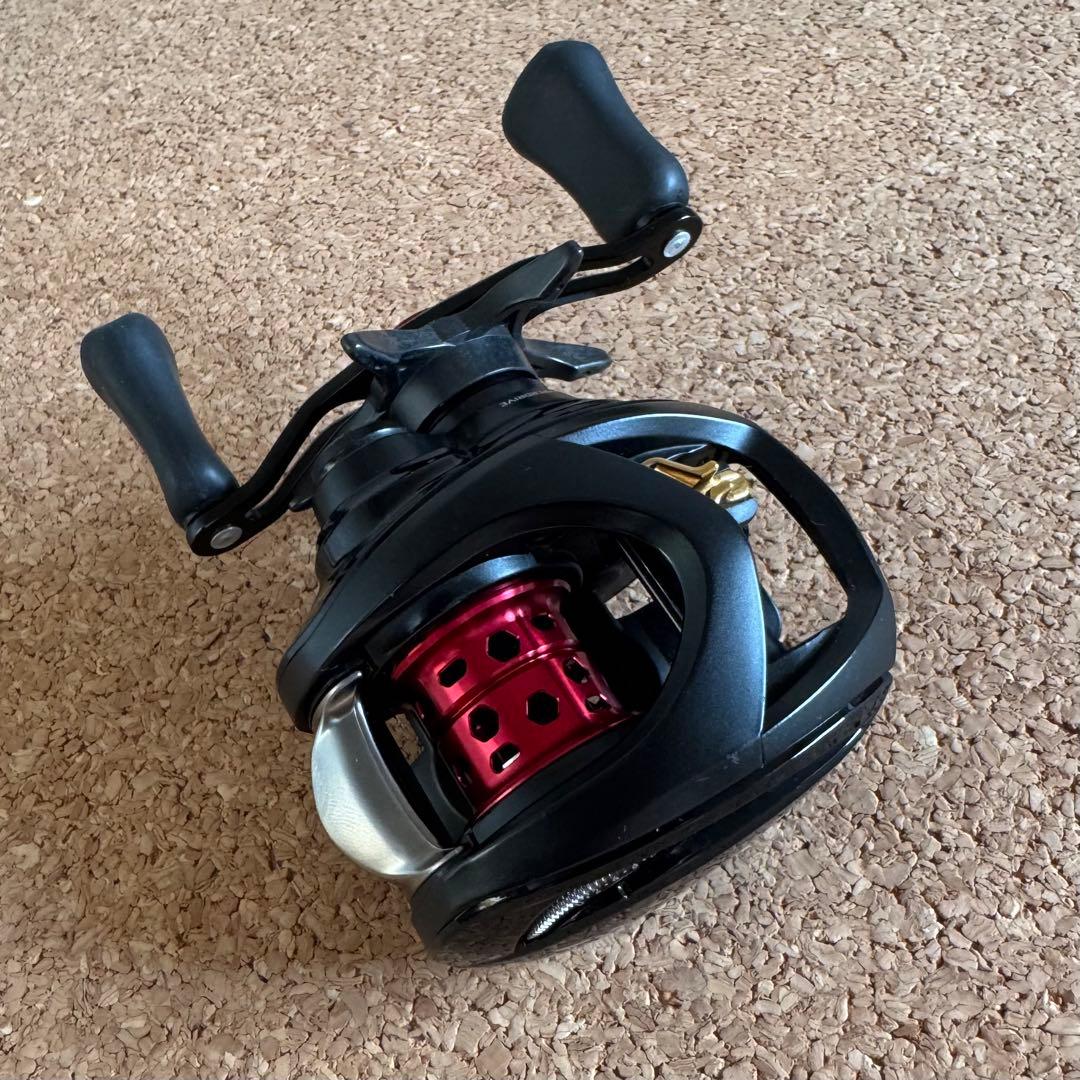 【美品】ダイワ 23SS AIR TW 8.5L 匠ベアリング改