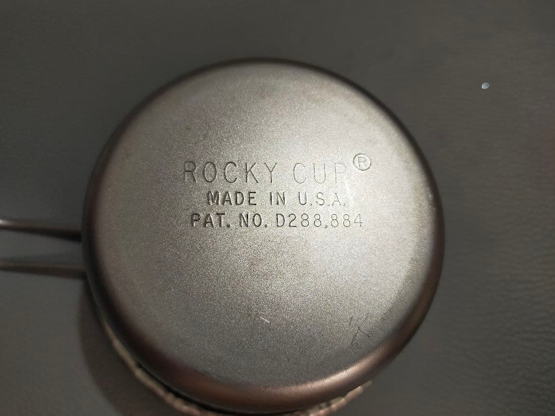 ロッキーカップ ハーフパイント R刻印