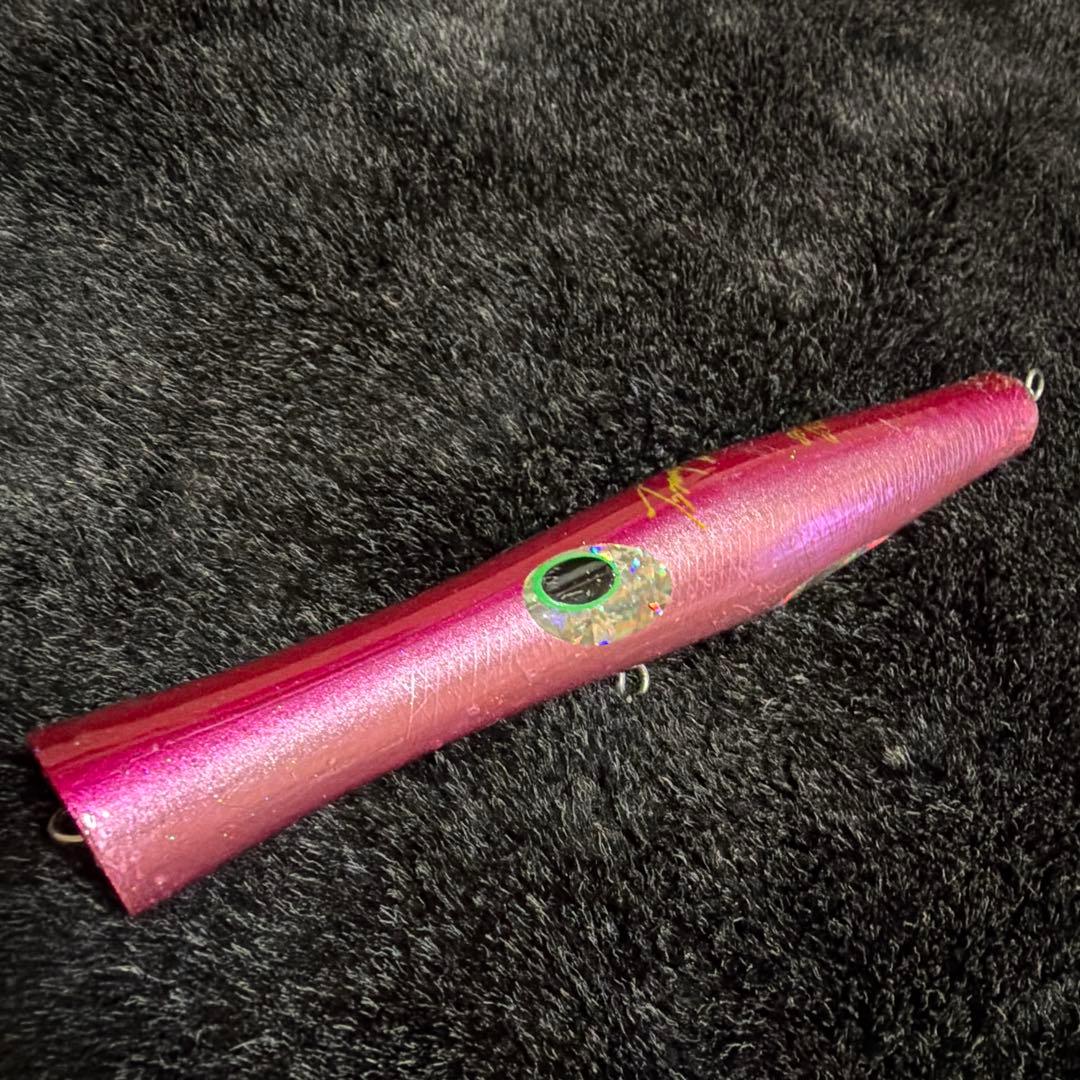 貝田ルアー　トランペット200