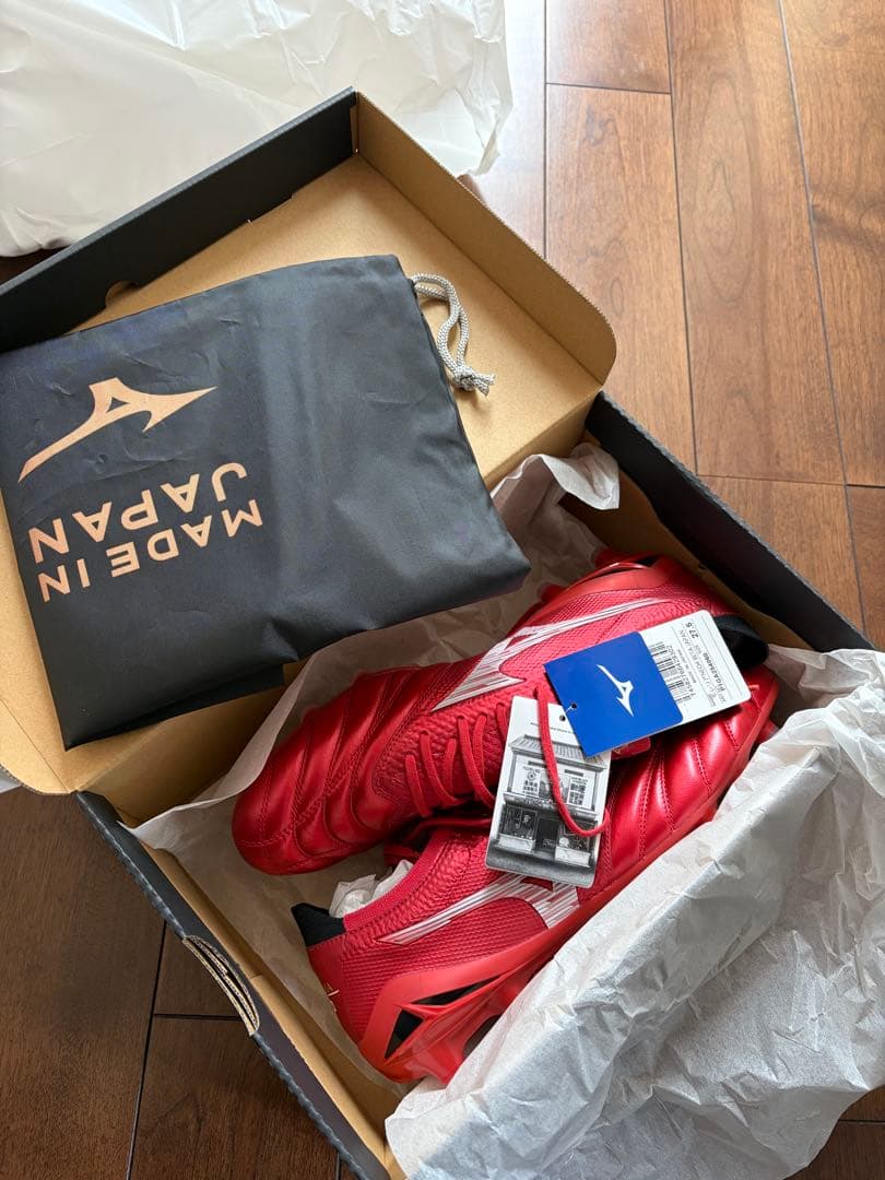 MIZUNO MORELIA NEO IV β JAPAN レッド　27.5