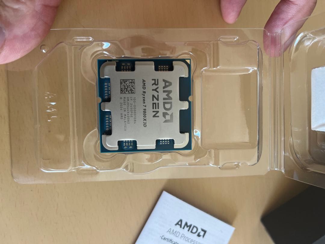 AMD Ryzen 7 9800X3D 9000シリーズ CPU