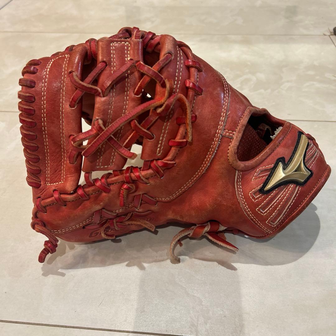 【ミズノ】Mizuno 赤 軟式グローブ　ファーストミット左投げ