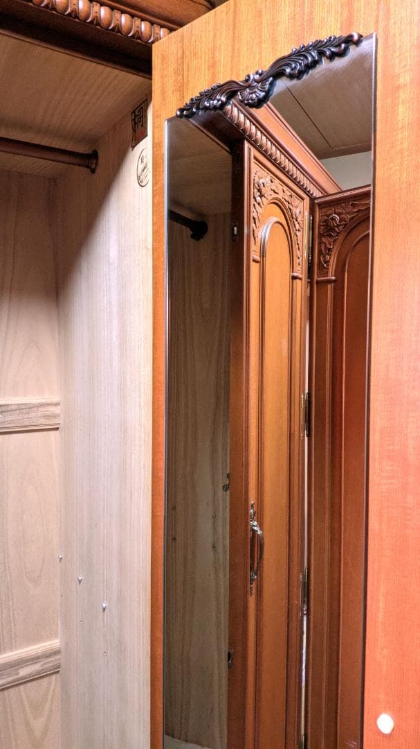 府中家具 最高級洋ダンス 4枚扉 桐 婚礼家具 - メルカリ