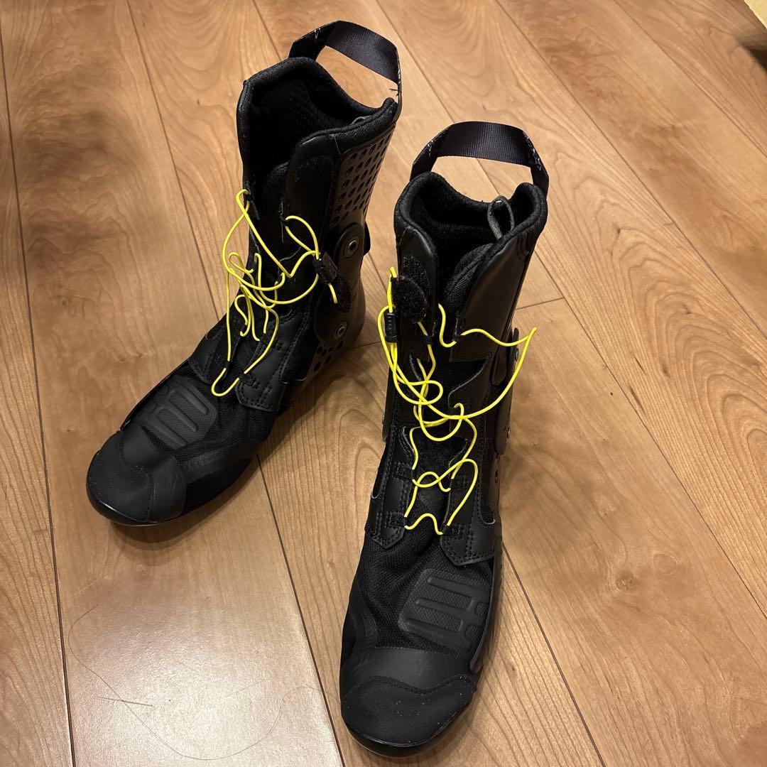 alpinestars クシタニ スーパーテッEUR41 26.0cm